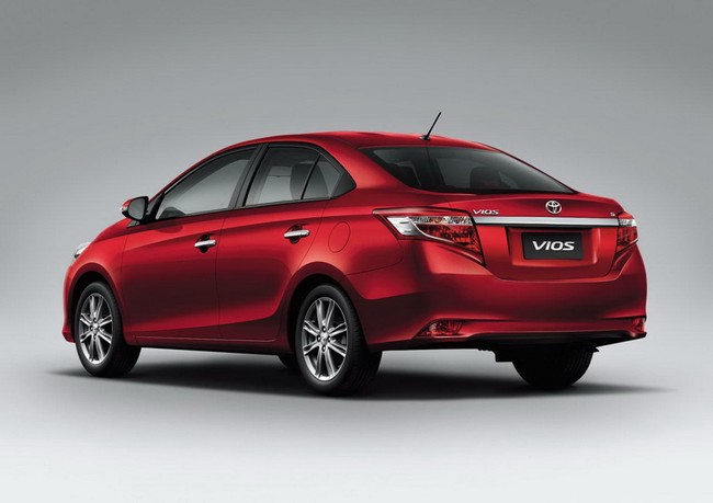 So sánh các phiên bản của dòng xe Toyota Vios