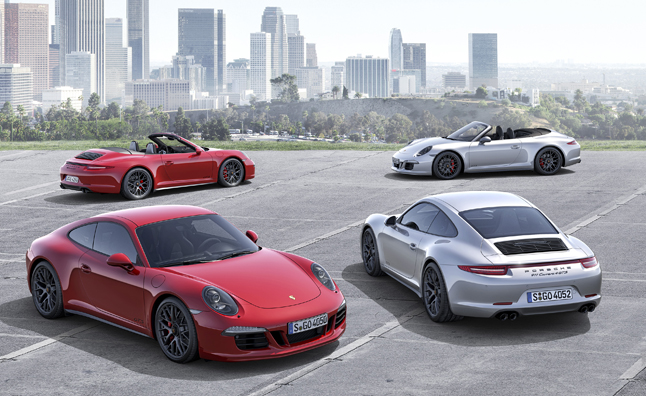 Porsche 911 Carerra GTS, bán ra vào cuối năm giá từ 115,195 USD