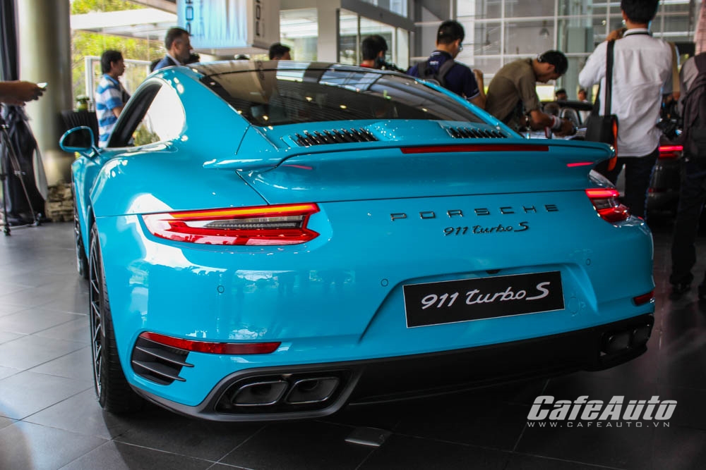 Hình ảnh chi tiết Porsche 911 Turbo S có giá 14,52 tỷ đồng tại Việt Nam -  