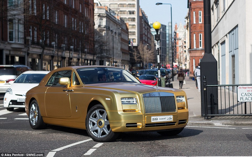 xe-cao-cấp-Rolls-Royce 