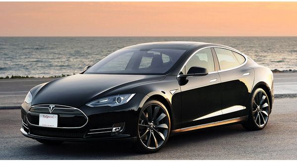 Iron man-Elon Musk-có-thể-sắp-đẩy-Toyota-Ford-hay-Volkswagen-tới-bờ-vực-phá-sản