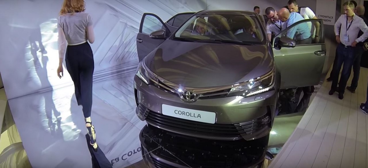 Toyota-Corolla-Altis-2017-sẽ-được-bán-ra-từ-tháng-8