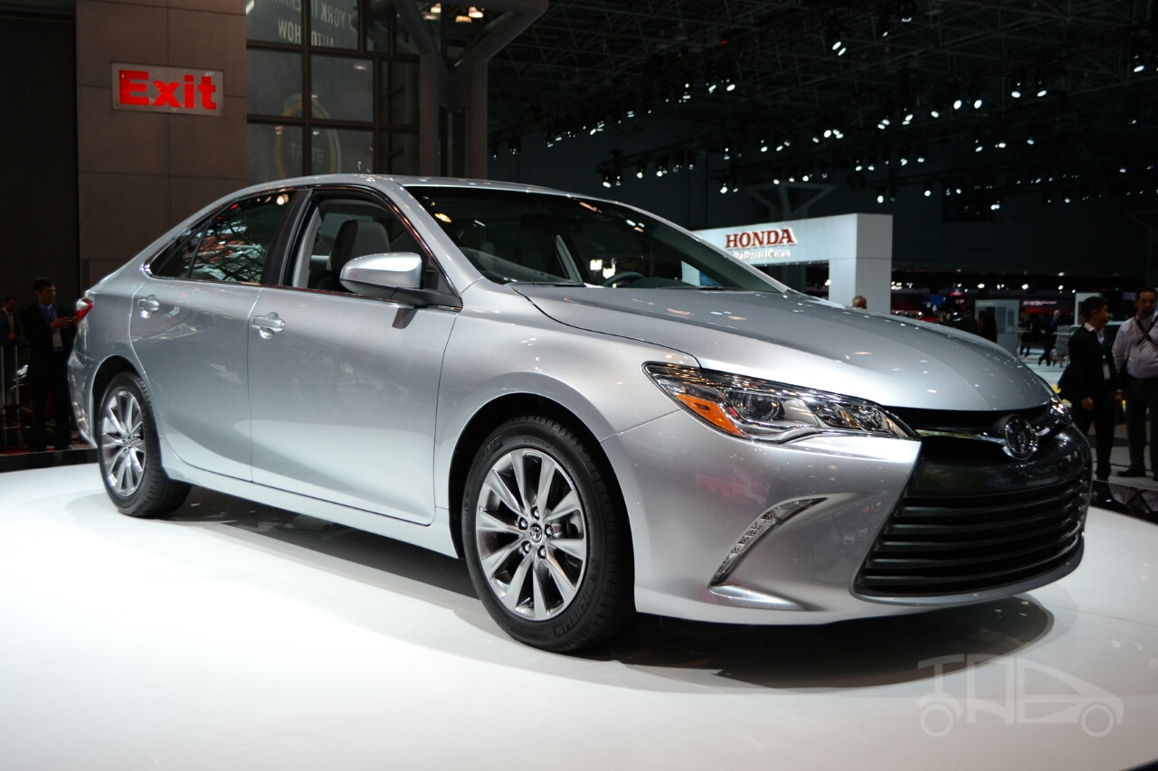 Toyota-Camry-thế-hệ-mới-chạy-thử-nghiệm