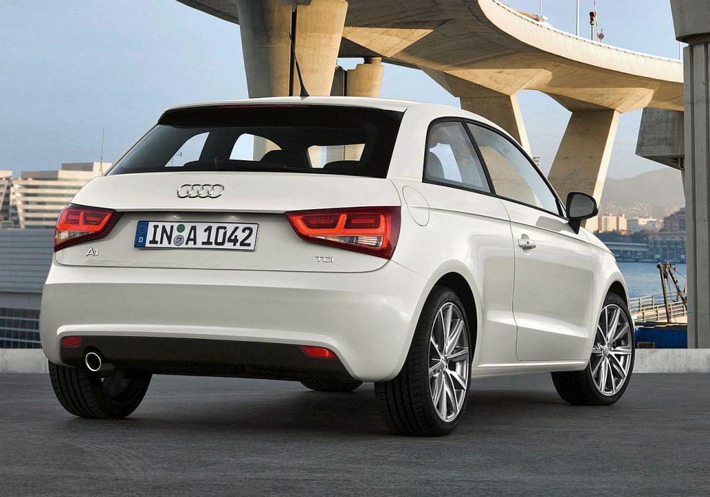 audi-a1-2018-–-kich-thuoc-rong-hon-trang-bi-nhieu-cong-nghe-hon