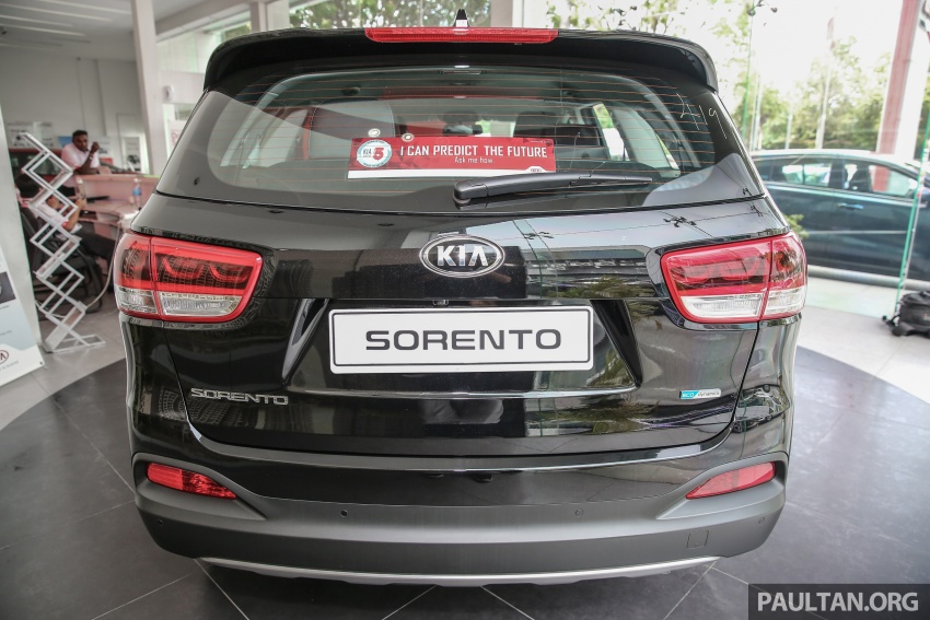 kia-sorento-high-spec-diesel-ra-mat-khach-hang-malaysia