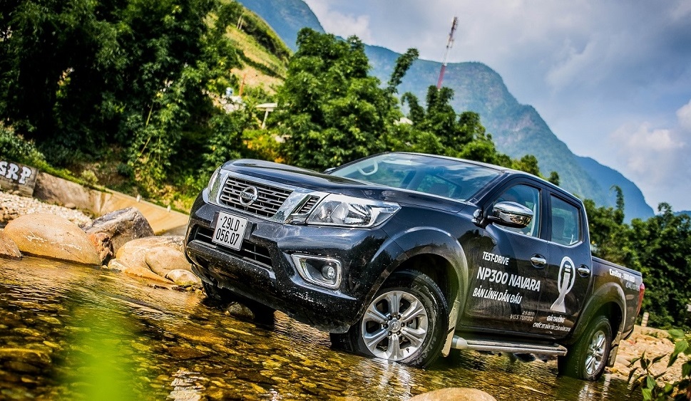 bi-mat-dang-sau-su-em-ai-cua-nissan-navara-el