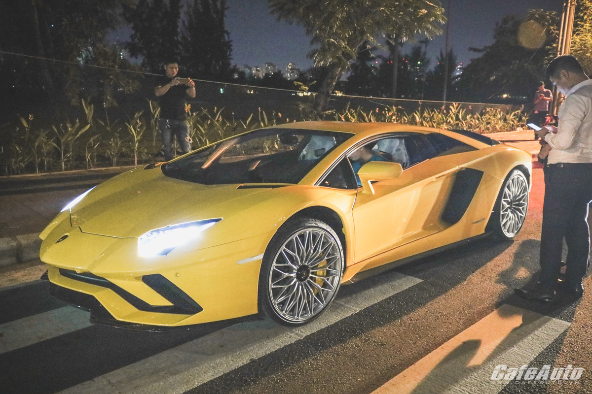 lamborghini-aventador-s-duy-nhat-tai-viet-nam-da-co-chu-gia-tren-40-ty-dong