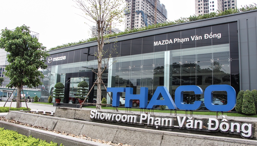 soi-quy-mo-hoat-dong-cua-showroom-mazda-pham-van-dong