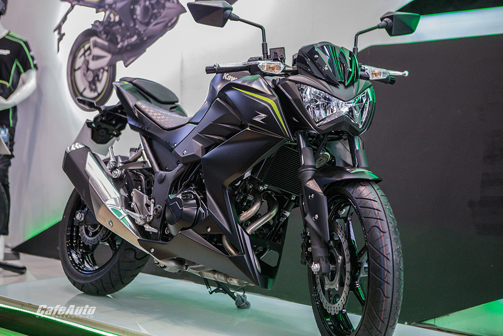 Cận cảnh Kawasaki Z300 ABS mới giá 139 triệu tại Việt Nam