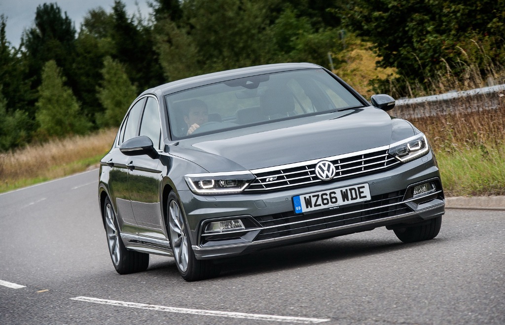  Volkswagen Passat completamente actualizado, con un precio de millones