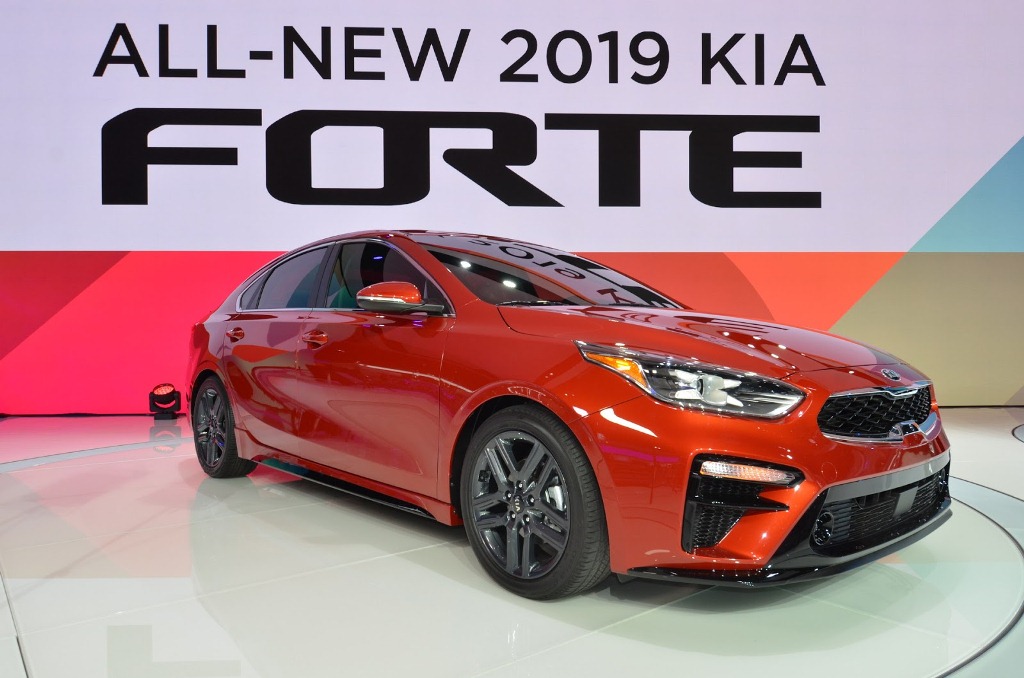 kia-cerato-2019-vua-ra-mat-tai-detroit-2018-co-gi-moi