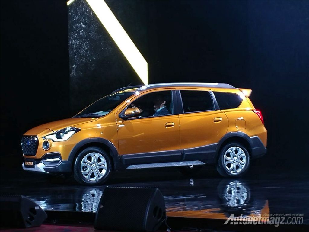 datsun-cross-2018-them-o-to-duoi-300-trieu-o-ngay-indonesia