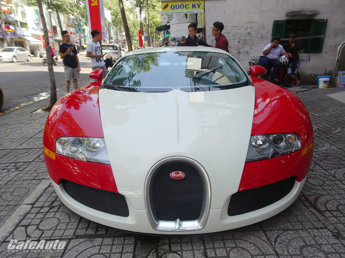 sieu-xe-bugatti-veyron-rao-ban-kha-lau-tai-tp-hcm-chua-ai-mua