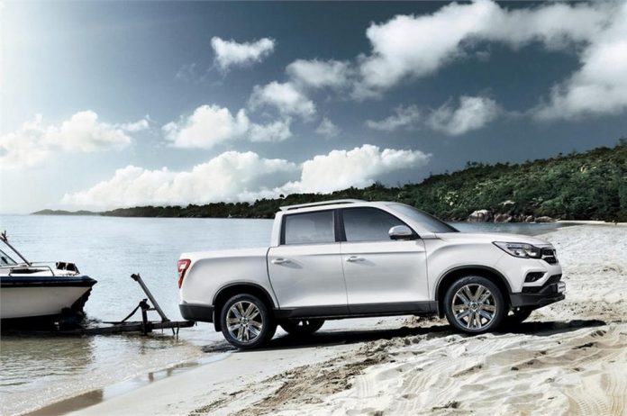 ssangyong-musso-2018-ra-mat-canh-tranh-ford-ranger