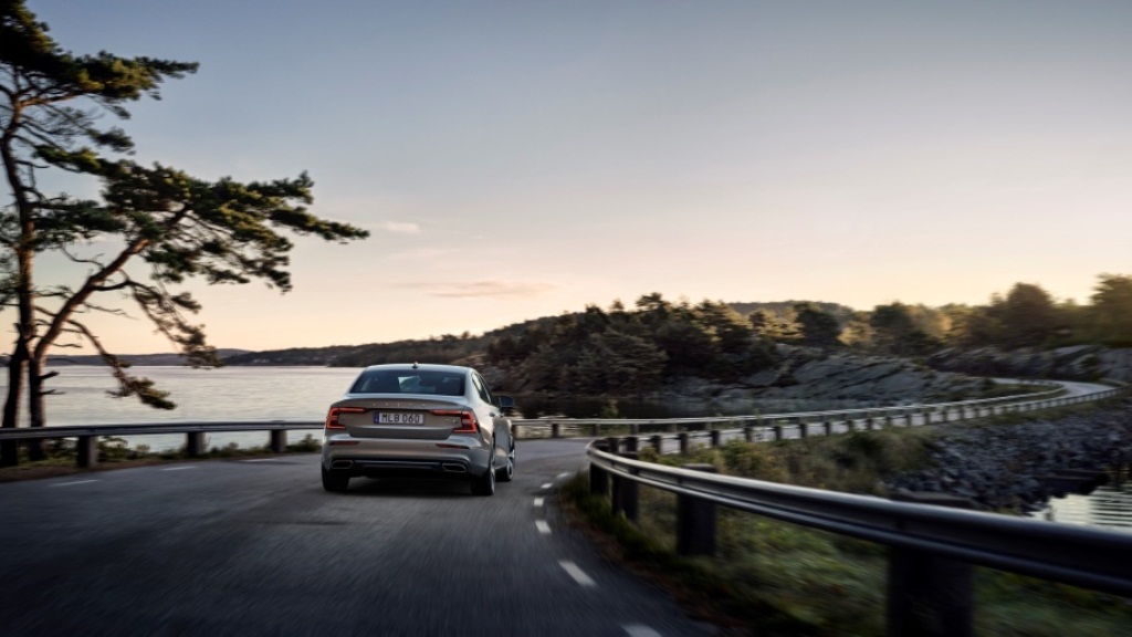 Volvo S60 2019 chính thức ra mắt toàn cầu, giá gần 37.000 USD