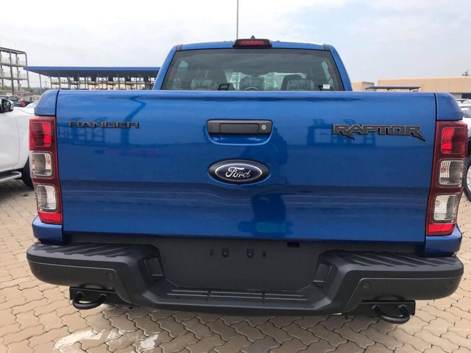ford-ranger-raptor-he-lo-hinh-anh-dai-ly-viet-nam