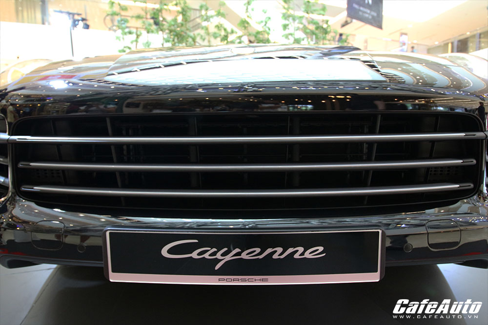 can-canh-porsche-cayenne-the-he-moi-co-gia-ban-4-54-ty-dong