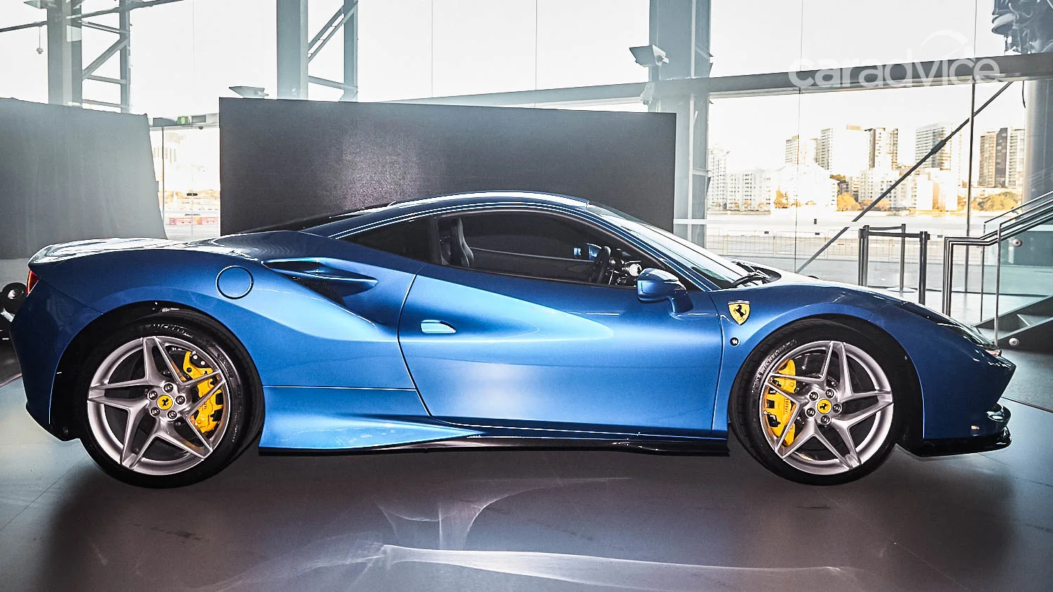 Ferrari F8 Tributo 2020 Giá Từ 484888 Usd Có Gì đặc Biệt