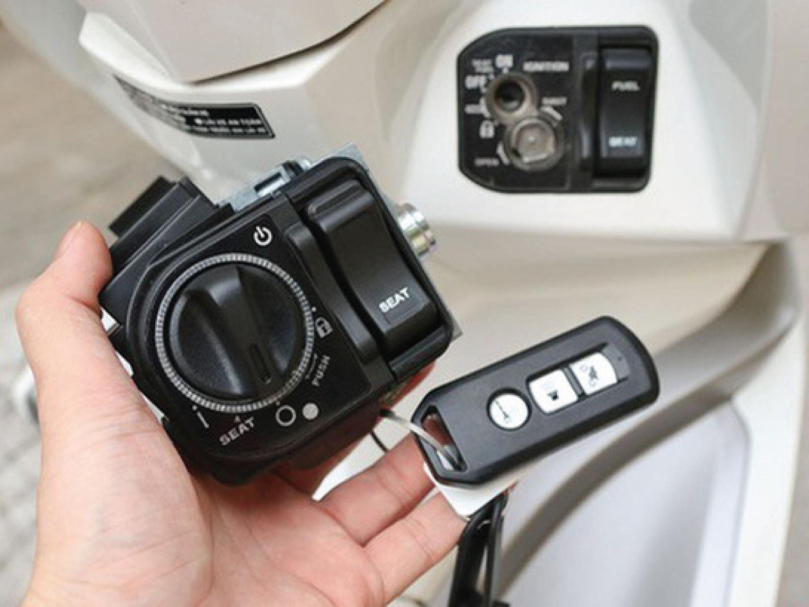 Honda SH mới dùng khóa thông minh Smart Key