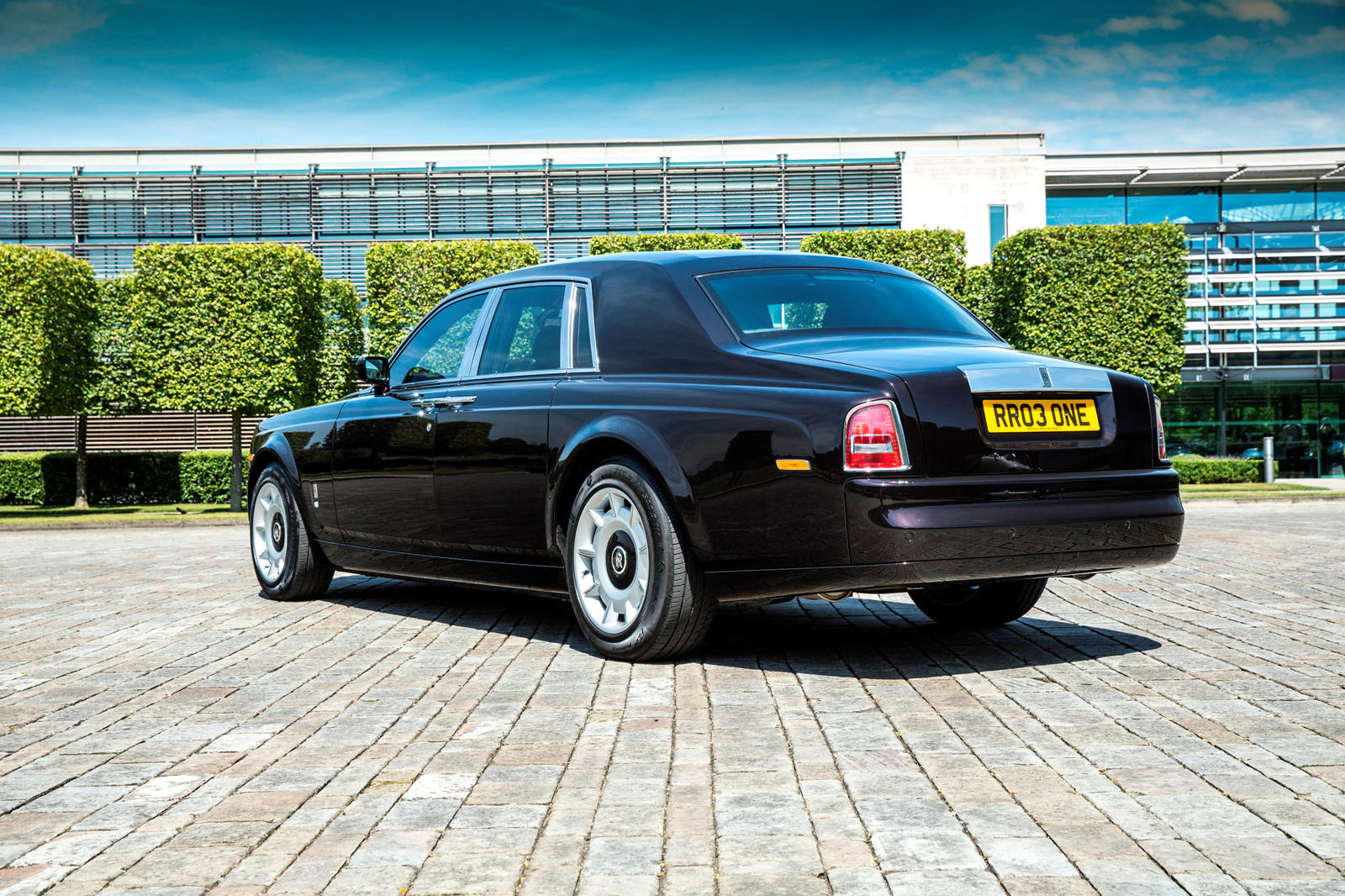The 2007 Rolls Royce Phantom is STILL the Pinnacle of Luxury  YouTube