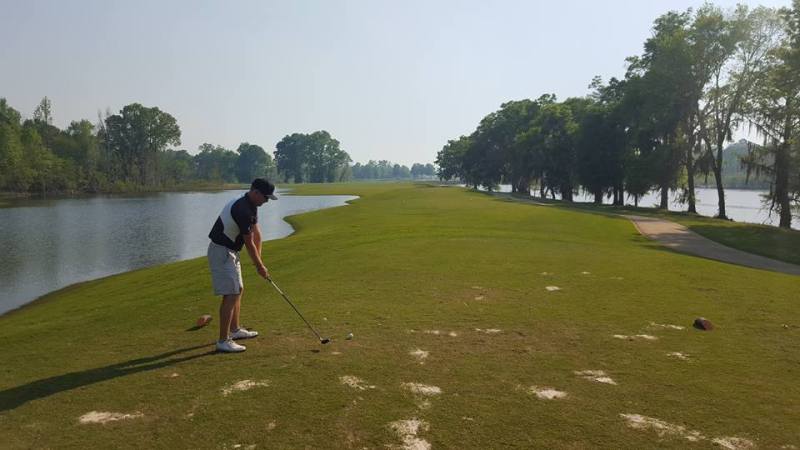 hieu-the-nao-cho-dung-quy-tac-su-dung-bong-du-phong-trong-golf