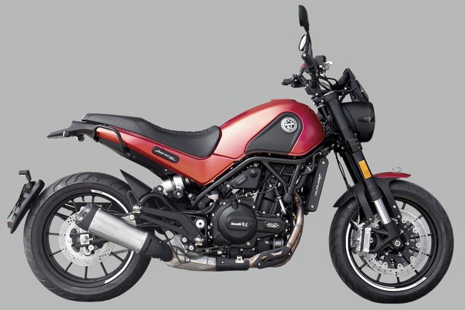 Motorcycle accessories BENELLI LEONCINO 500 2021  Motoplastic PUIG
