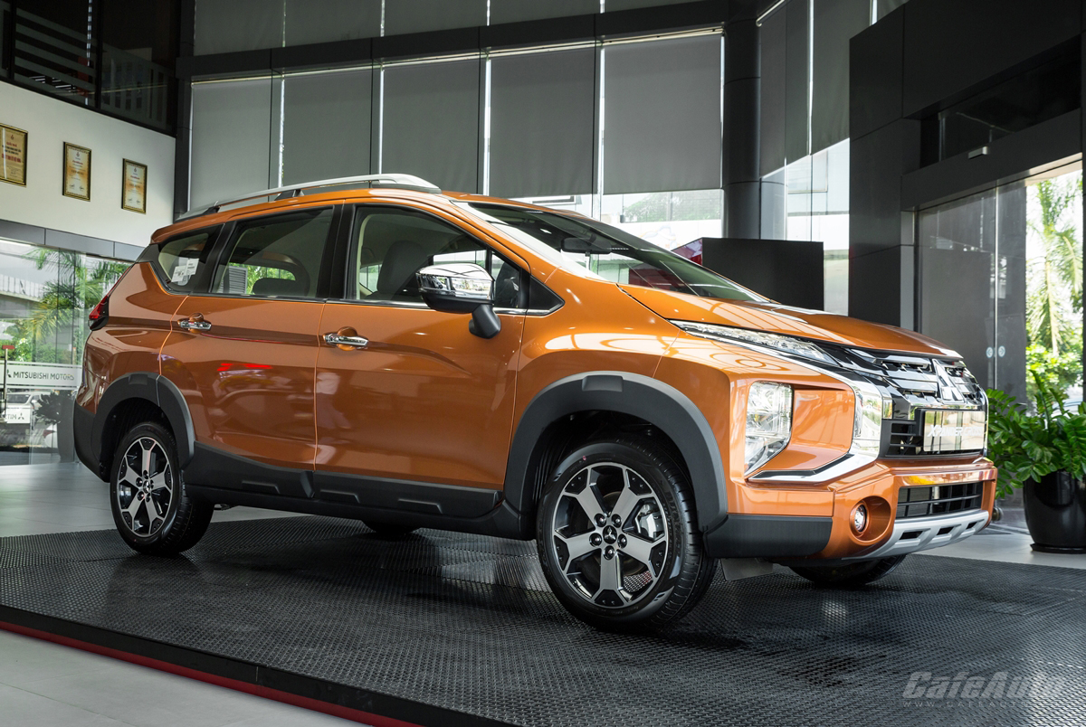 mitsubishi-xpander-cross-ra-mat-them-lua-chon-cho-suv