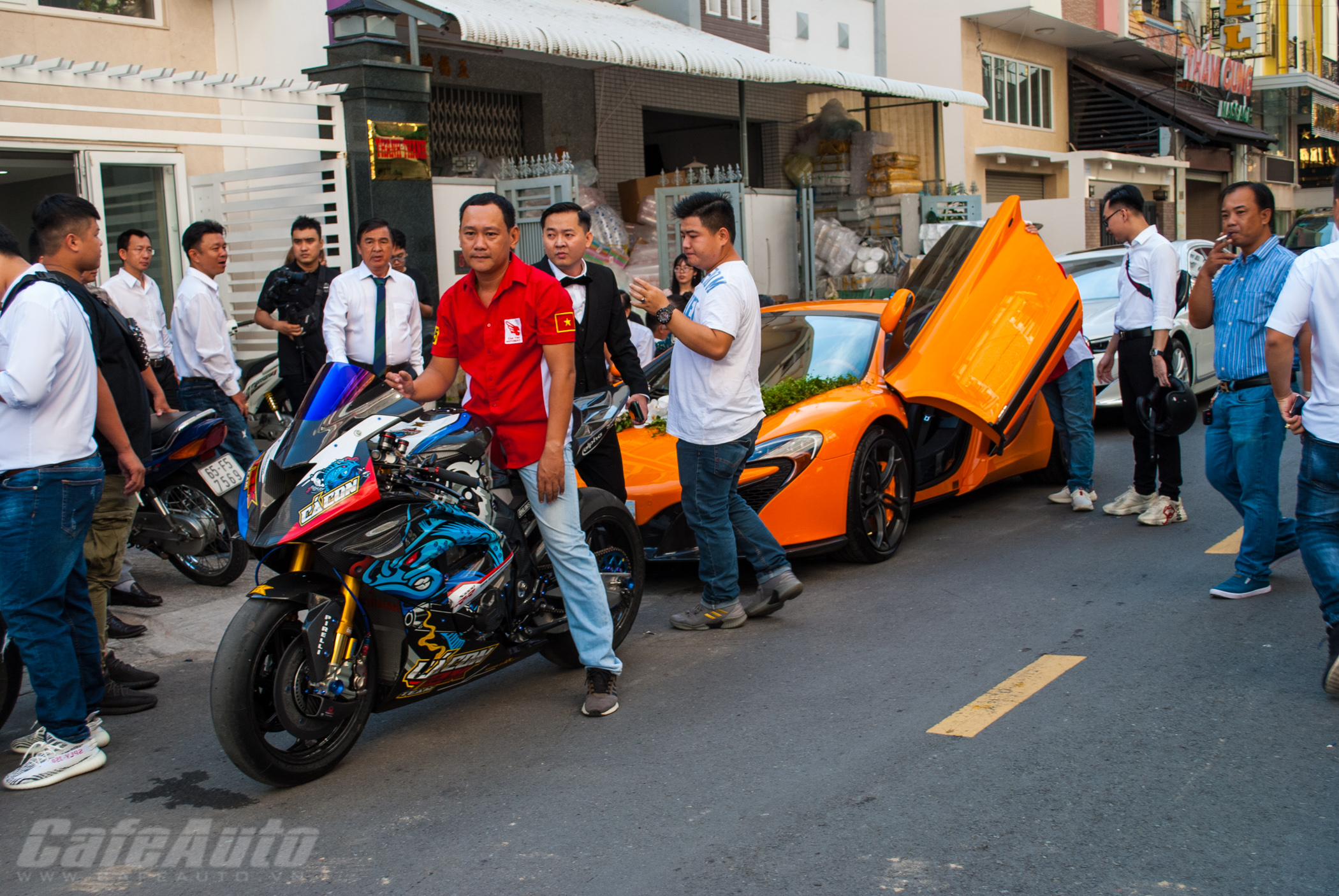 mclaren-cafeautovn-6