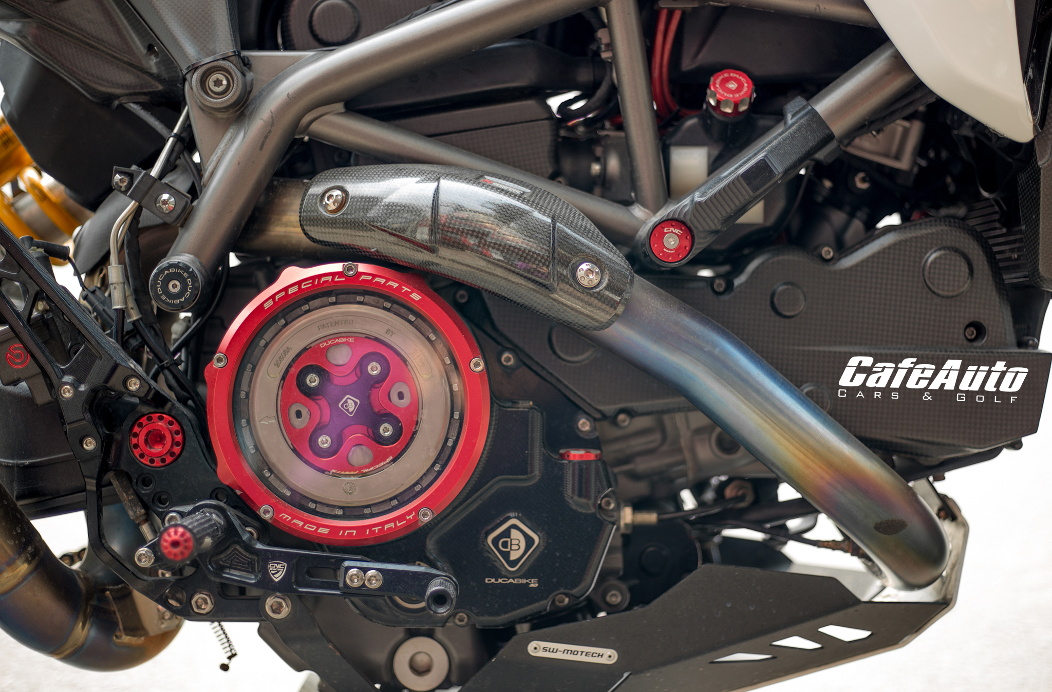 Ducati Hypermotard 821 SP Review 20132015  Bennetts