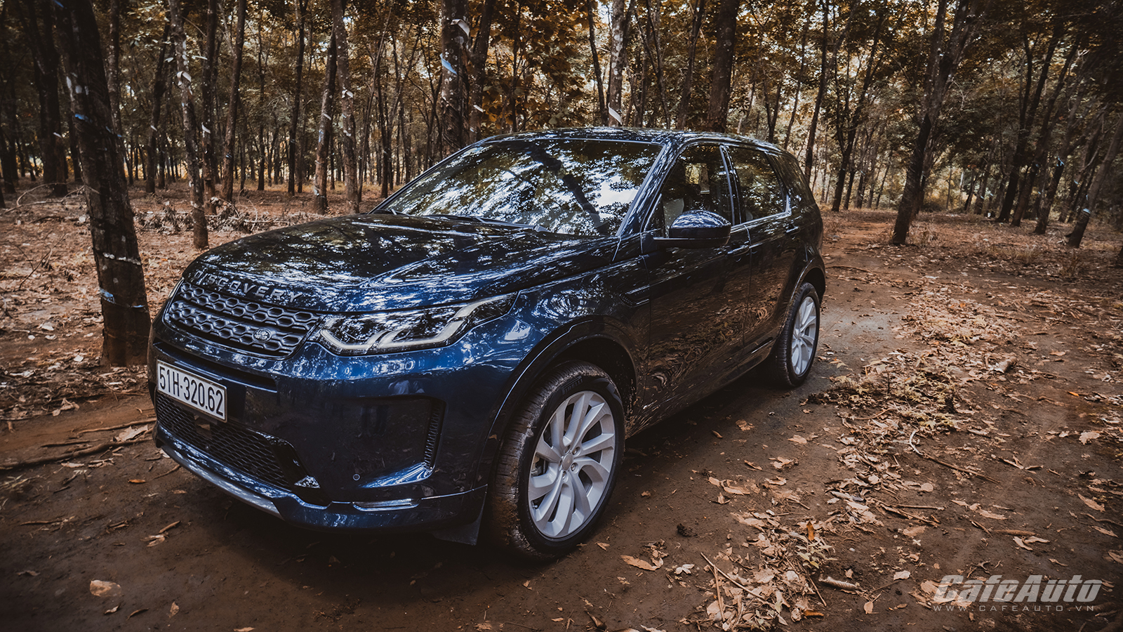 danh-gia-land-rover-discovery-sport-mon-chinh-trong-bua-tiec-sang