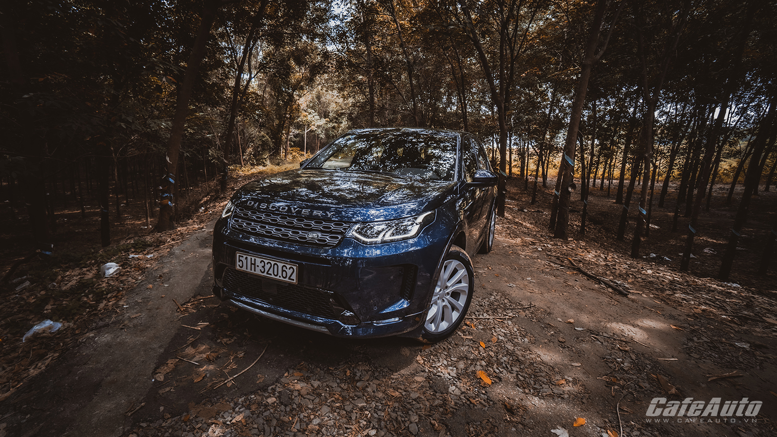 danh-gia-land-rover-discovery-sport-mon-chinh-trong-bua-tiec-sang